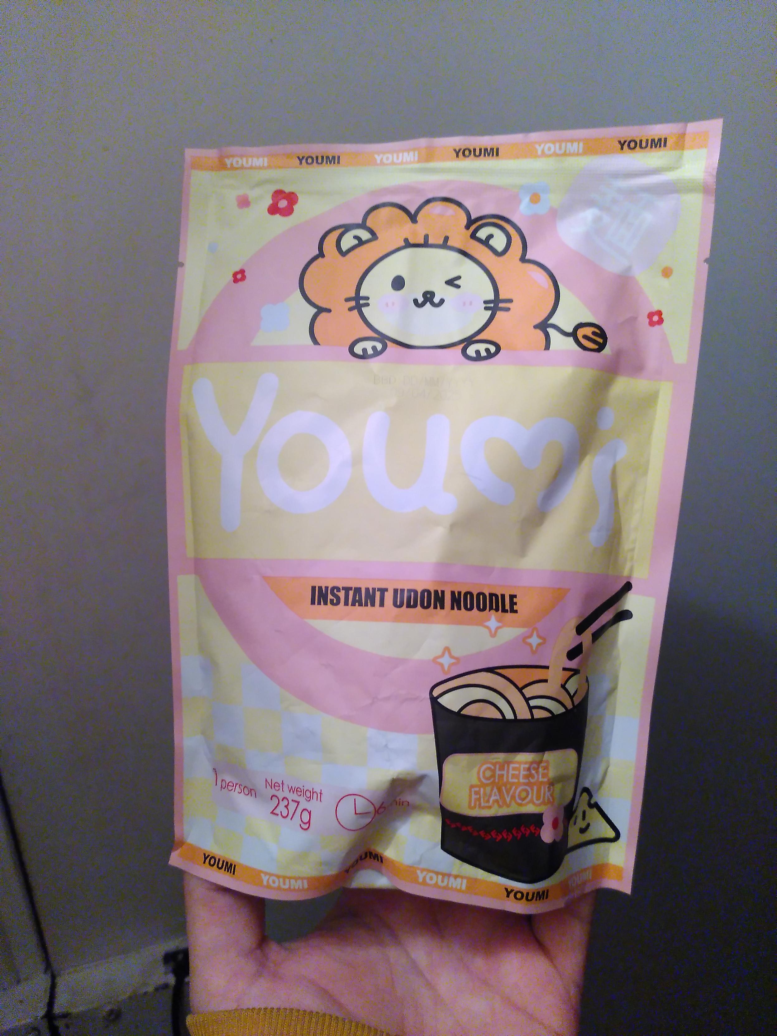 Instand udon noodle, cheese flavour. With a lion mascot.